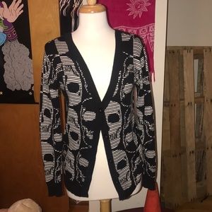 HOT TOPIC SKULL CARDIGAN